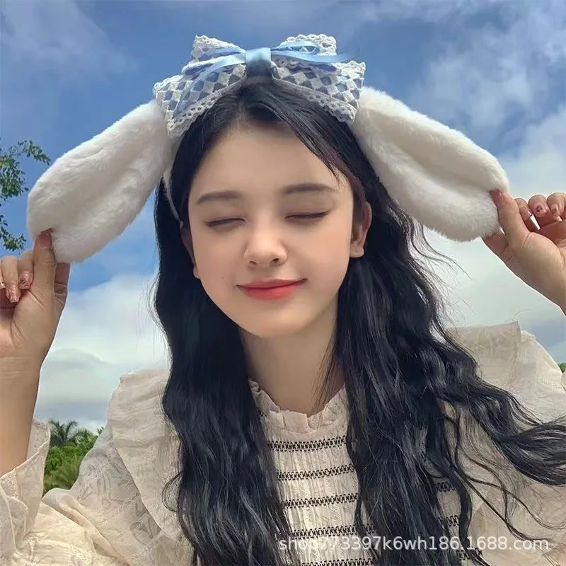 Kawaii Новинка Sanrio Мультфильм Плюшевая повязка на голову Kuromi My Melody Cinnamoroll аниме повязка на голову для мытья ушей аксессуары для волос украшения для девочек
Kawaii Новинка Sanrio Мультфильм Плюшевая повязка на голову Kuromi My Melody Cinnamoroll аниме повязка на голову для мытья ушей аксессуары для волос украшения для девочек