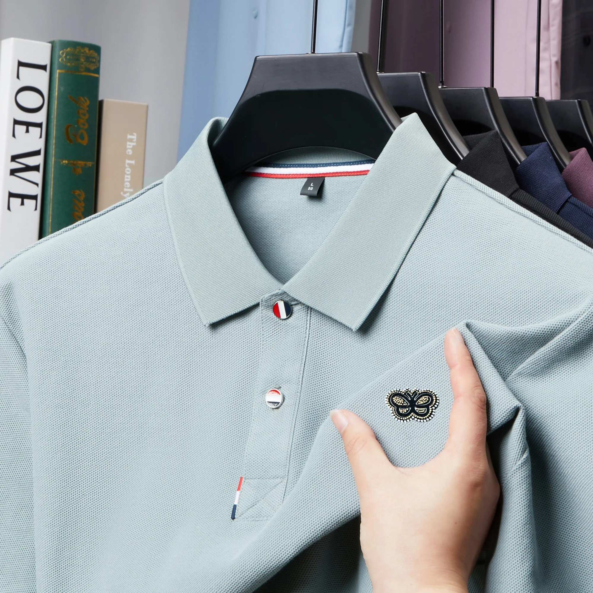 100% pure cotton luxury brand men's short sleeve polo shirt summer fashion butterfly boutique badge original design golf T-shirt
100% pure cotton luxury brand men's short sleeve polo shirt summer fashion butterfly boutique badge original design golf T-shirt