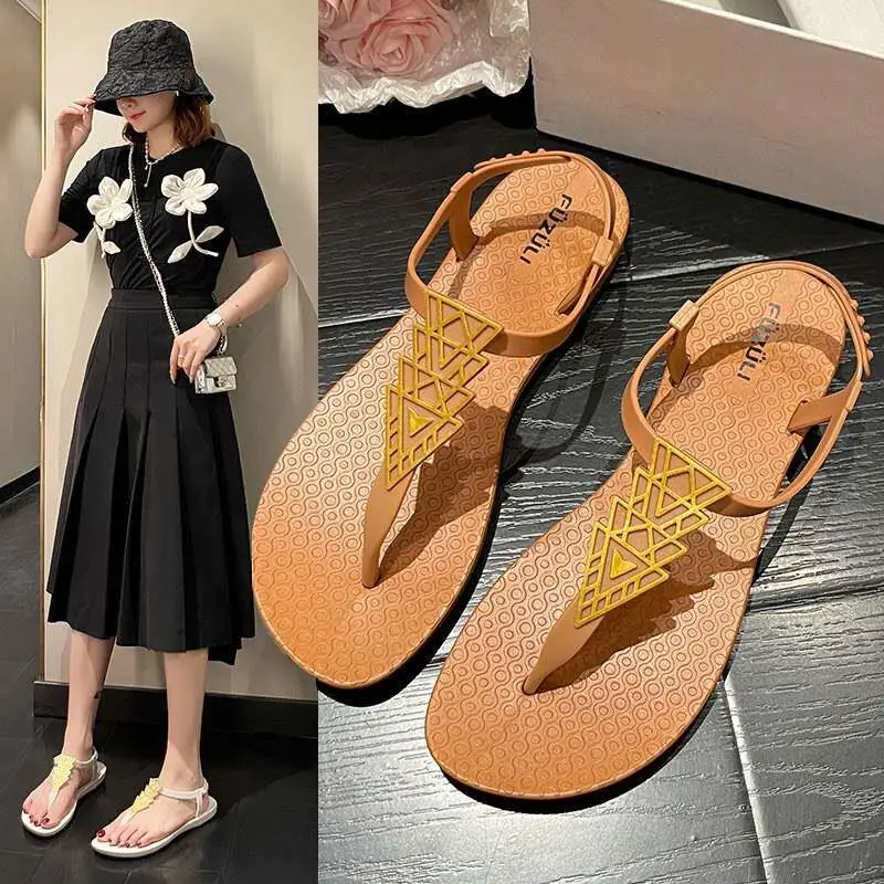 Summer Korean Style Fashionable Roman Sandals Women's Flat Bottom Thong Slippers Outdoor Anti-slip Student Beach Shoes
Summer Korean Style Fashionable Roman Sandals Women's Flat Bottom Thong Slippers Outdoor Anti-slip Student Beach Shoes