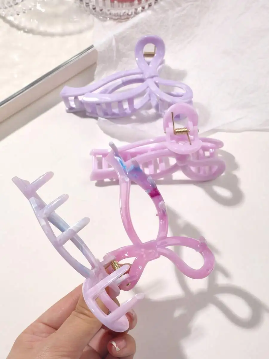 3pcs Dreamy Purple Marble Gradient Hair Claw Clips With Butterfly Decor For Women
3pcs Dreamy Purple Marble Gradient Hair Claw Clips With Butterfly Decor For Women