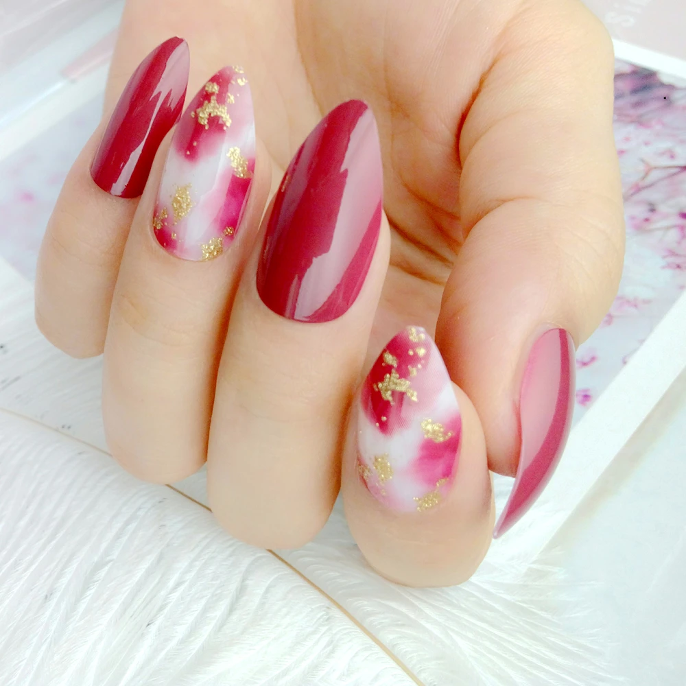 Glitter Gold Short Stiletto Fake Nails With Glue Sticker Wine Red Arcylic Press On Nails Gradient DIY Manicure Accessory
Glitter Gold Short Stiletto Fake Nails With Glue Sticker Wine Red Arcylic Press On Nails Gradient DIY Manicure Accessory