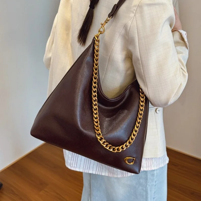 Модная женская сумка из искусственной кожи премиум-класса в стиле Парижа и повседневный повседневный вид
Модная женская сумка из искусственной кожи премиум-класса в стиле Парижа и повседневный повседневный вид 