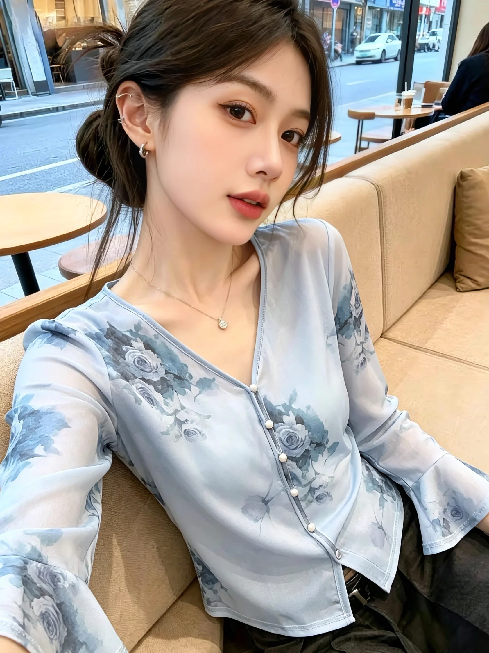 Floral Print V-Neck Long Sleeve Mesh Cardigan Women's Summer New Sweet Thin Sun Protection Cover up Korean Style Straight Cut
Floral Print V-Neck Long Sleeve Mesh Cardigan Women's Summer New Sweet Thin Sun Protection Cover up Korean Style Straight Cut