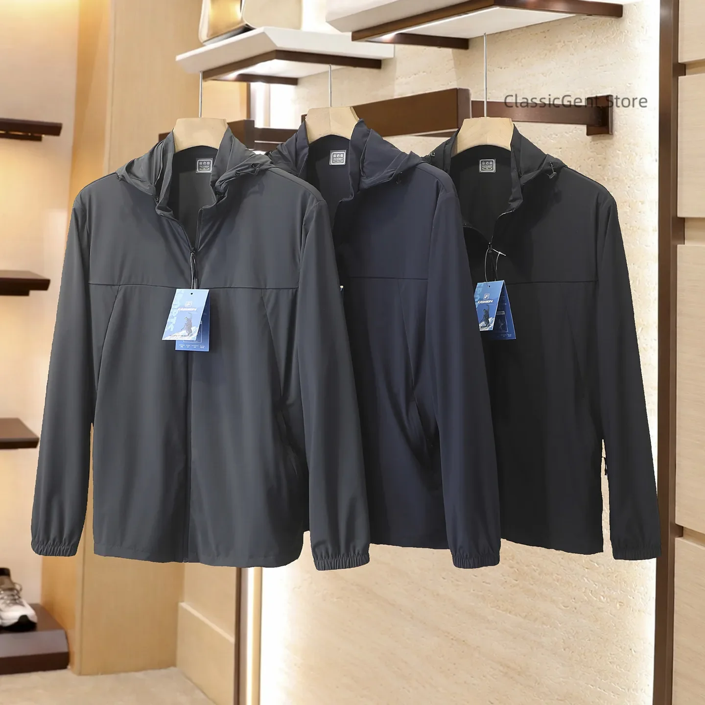 Europe, America, there are large size, breathable men's spring and summer light and high elastic hooded sunscreen jackets.
Europe, America, there are large size, breathable men's spring and summer light and high elastic hooded sunscreen jackets.