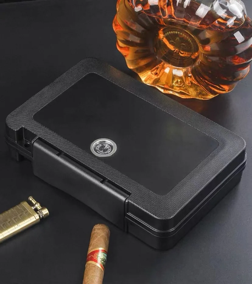 5-Pack Portable Storage, Moisturizing, Sealed And Waterproof Cigar Box With Mechanical Hygrometer.
5-Pack Portable Storage, Moisturizing, Sealed And Waterproof Cigar Box With Mechanical Hygrometer.