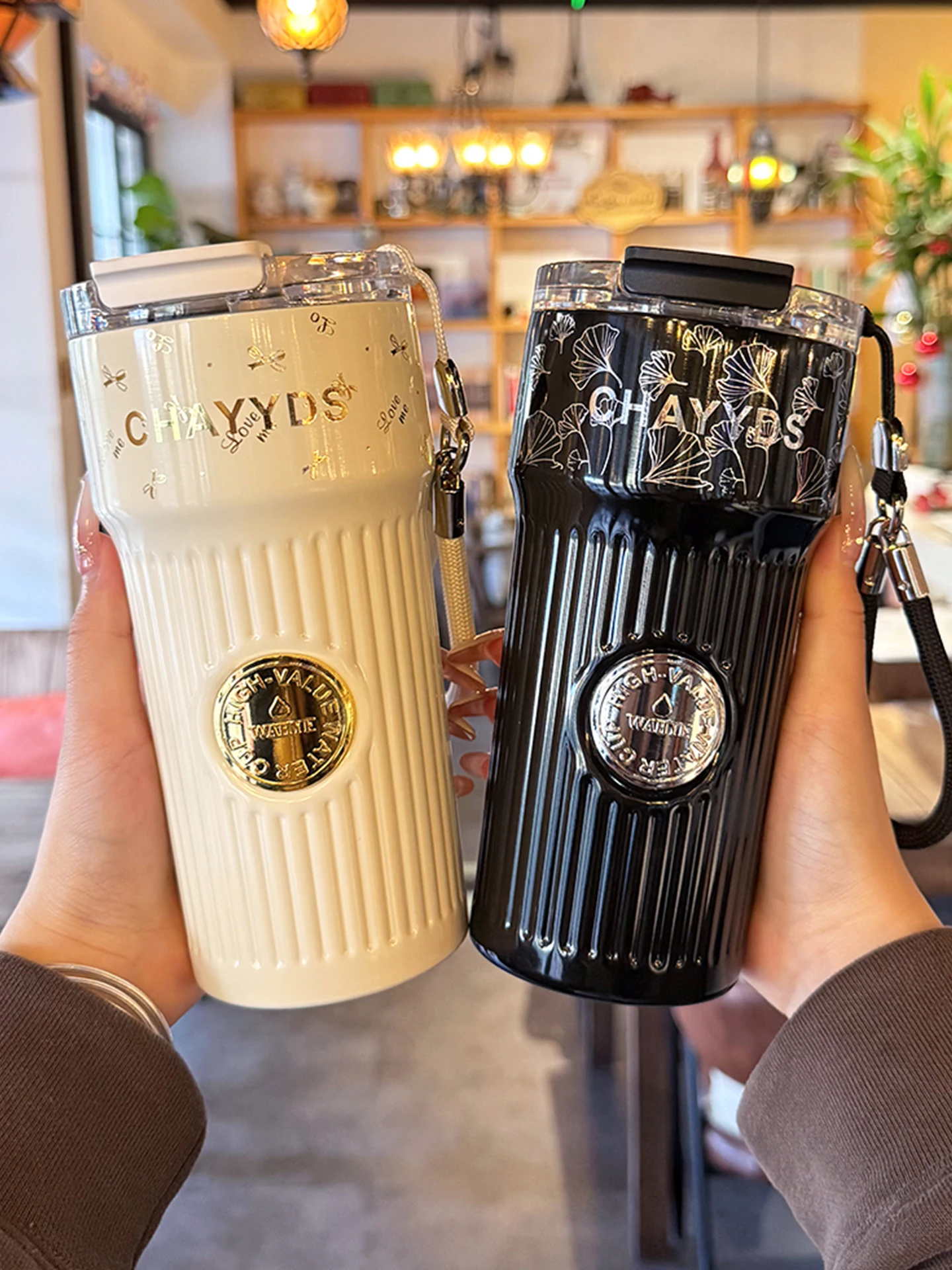 Портативная термокружка из нержавеющей стали большой емкости (36 унций) для женщин, с высоким эстетическим качеством, новая модель 2025 года
Портативная термокружка из нержавеющей стали большой емкости (36 унций) для женщин, с высоким эстетическим качеством, новая модель 2025 года