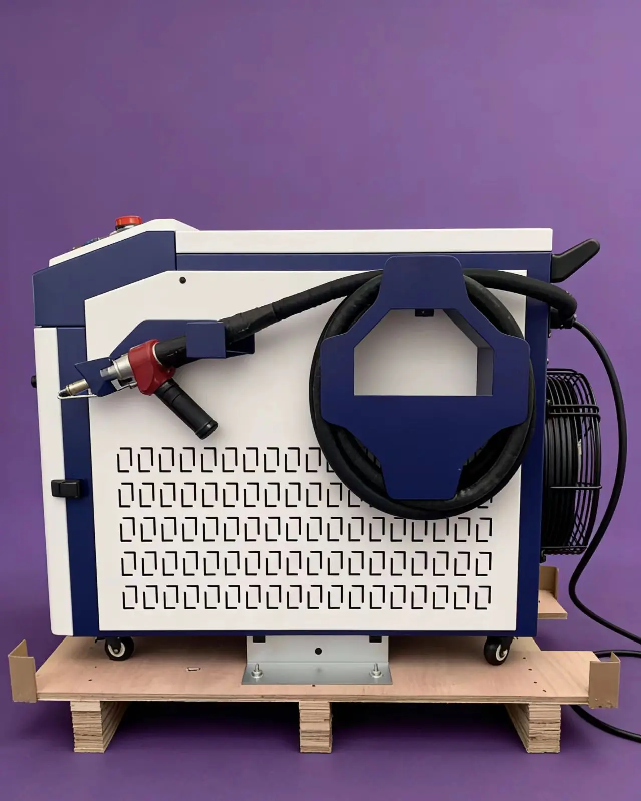 Four-in-One 2000W Water-Cooled Laser Welding Machine for Metalwork