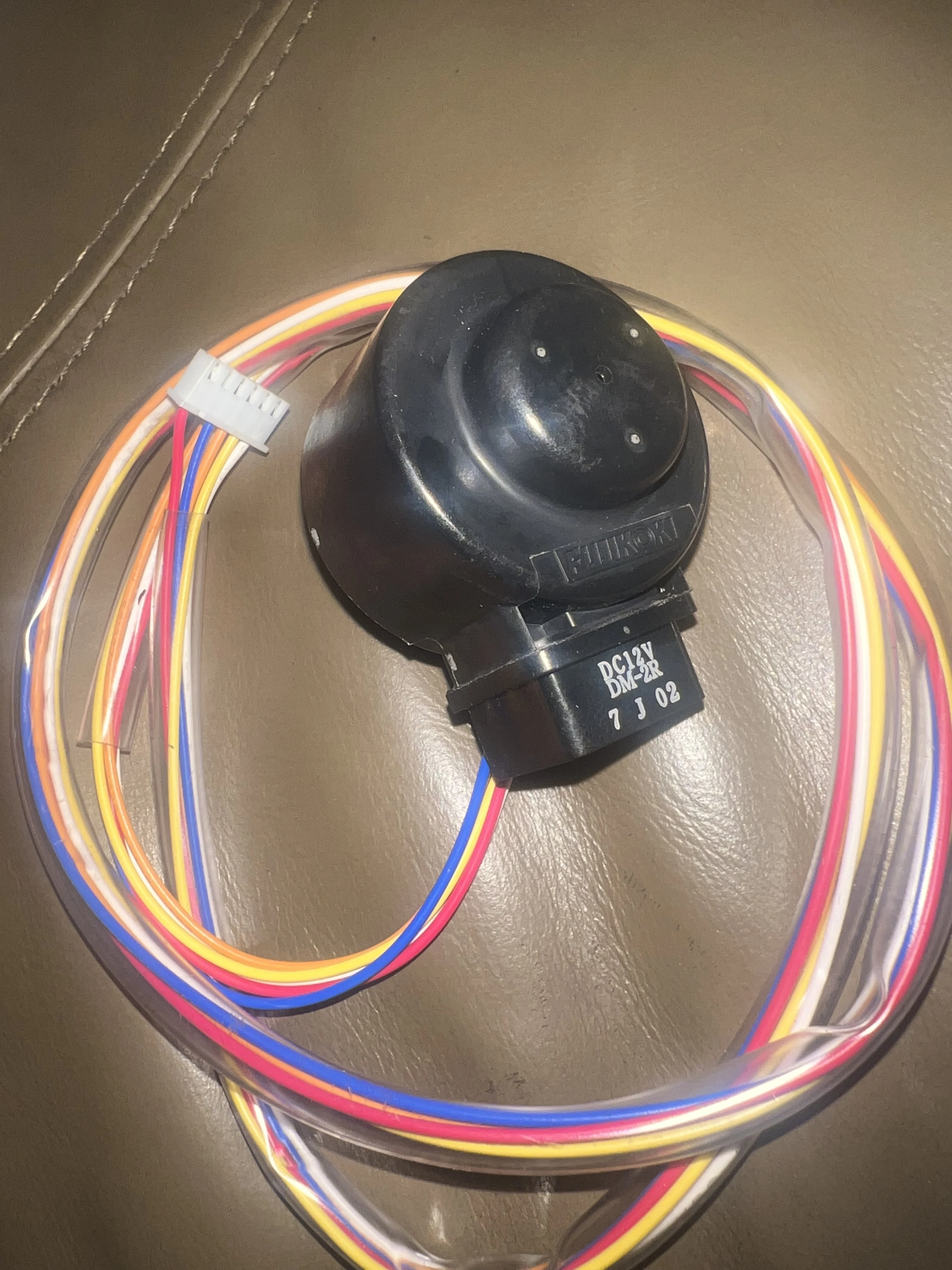 Suitable for Mitsubishi air conditioner electronic expansion valve coil, the inner hole 2.2cm has 5 wires and 6 wires
Suitable for Mitsubishi air conditioner electronic expansion valve coil, the inner hole 2.2cm has 5 wires and 6 wires