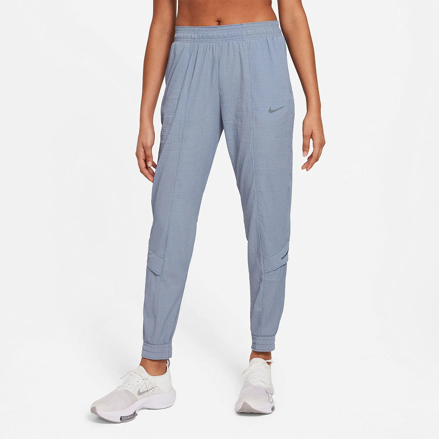 Nike Authentic Women's Lightweight Packable Woven Running Sports Pants DA1279-493
Nike Authentic Women's Lightweight Packable Woven Running Sports Pants DA1279-493