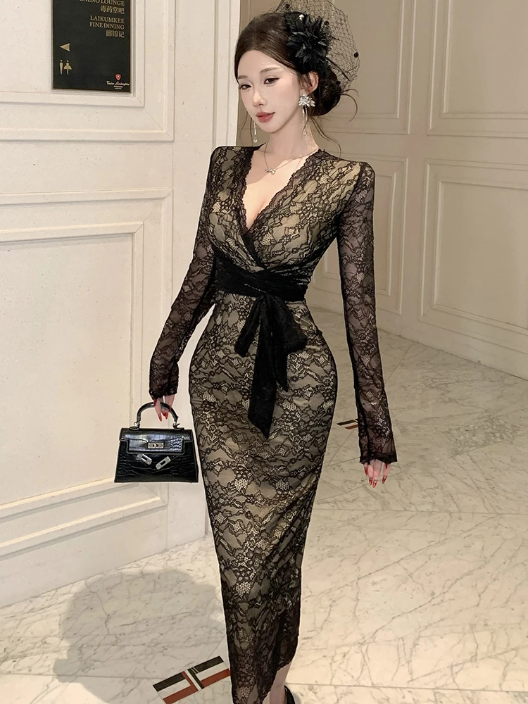2025 Black Lace Jacquard Bow Bandage Long Dress Women Elegant Chic V-Neck Sexy Dress Autumn Winter Korean Bodycon Evening Dress
2025 Black Lace Jacquard Bow Bandage Long Dress Women Elegant Chic V-Neck Sexy Dress Autumn Winter Korean Bodycon Evening Dress