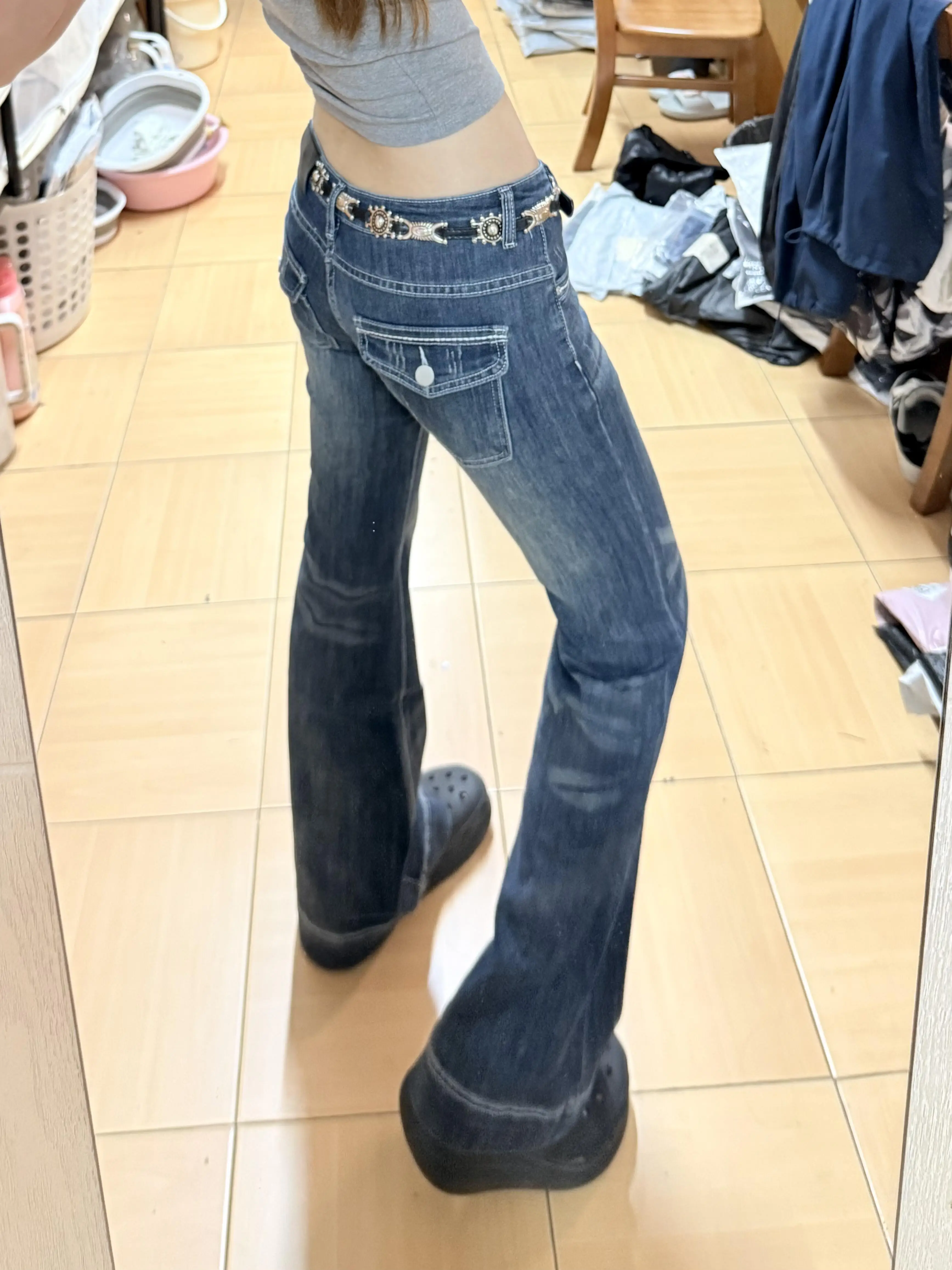 American Style Low Waist Slim Fit Denim Jeans Women Summer Washed out Micro Flared Jeans Elastic Slimming Hoof Pants
American Style Low Waist Slim Fit Denim Jeans Women Summer Washed out Micro Flared Jeans Elastic Slimming Hoof Pants