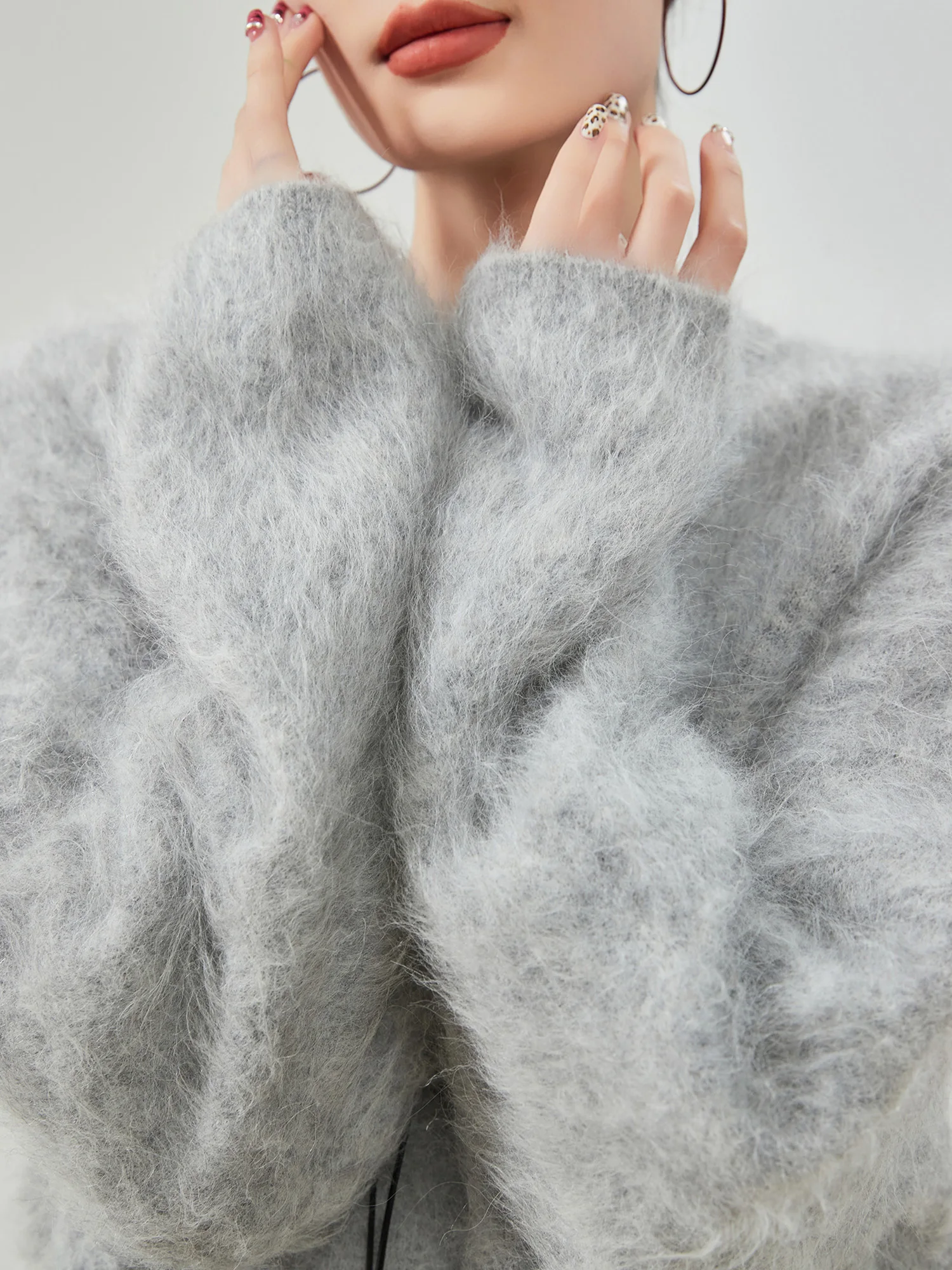 Plu Knitted round Ne Sweater Women's Loose Fit Thiened Winter Faion Korean Sle Lazy Sle Casual Polyester Fiber
Plu Knitted round Ne Sweater Women's Loose Fit Thiened Winter Faion Korean Sle Lazy Sle Casual Polyester Fiber
