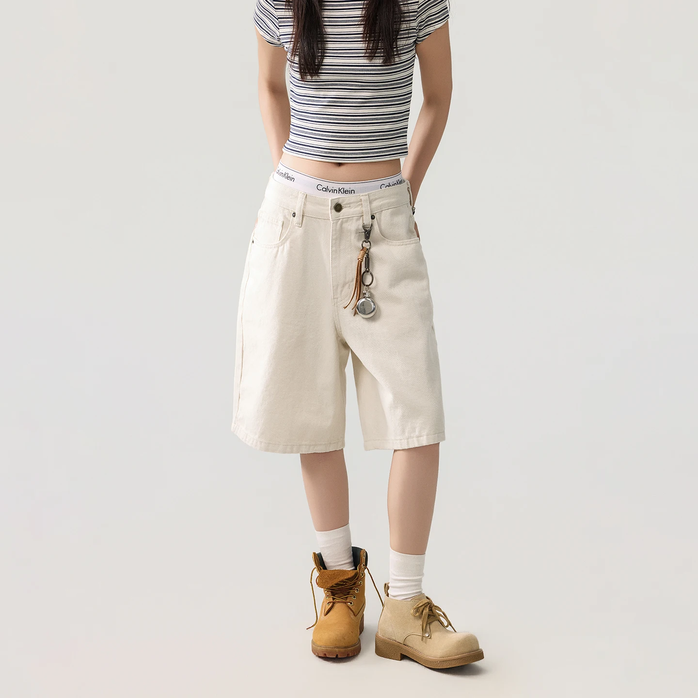 Jeans Shorts Jorts Men Streetwear Fashion Classic Vintage Casual Loose Clanfit Wide Leg Denim Baggy Jeans Shorts Pants Trousers
Jeans Shorts Jorts Men Streetwear Fashion Classic Vintage Casual Loose Clanfit Wide Leg Denim Baggy Jeans Shorts Pants Trousers