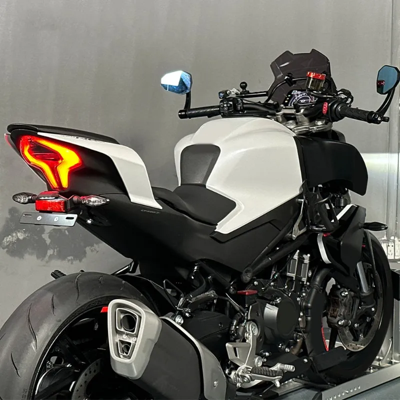 Superior-Short Tail Mudguard Eliminator Aluminum Motorcycle License Plate Holder For 450NK/450SR/300SR Black
Superior-Short Tail Mudguard Eliminator Aluminum Motorcycle License Plate Holder For 450NK/450SR/300SR Black