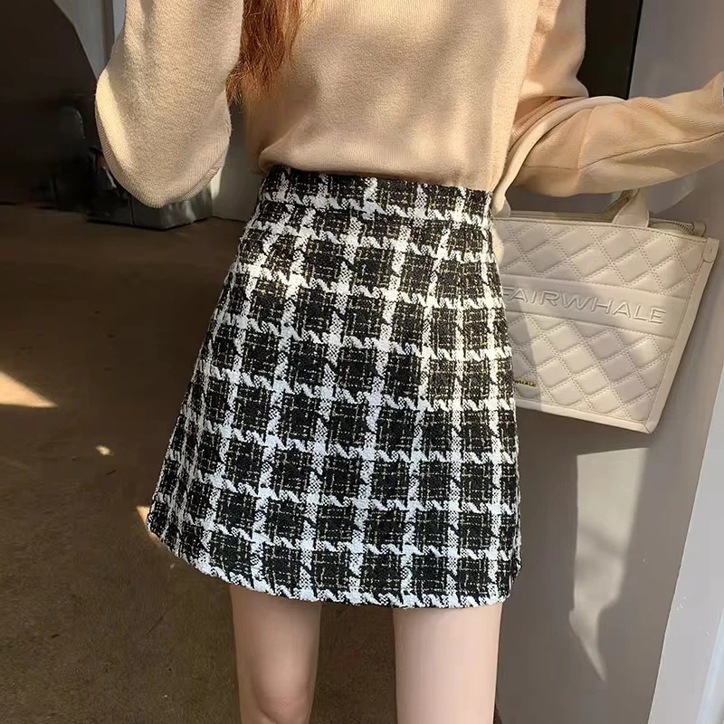 Plaid Tweed Skirt Shorts Autumn Winter Women Pencil A-Line Wrap Skirts Vintage Elegant Mini High Waist Skirts Streetwear N912
Plaid Tweed Skirt Shorts Autumn Winter Women Pencil A-Line Wrap Skirts Vintage Elegant Mini High Waist Skirts Streetwear N912