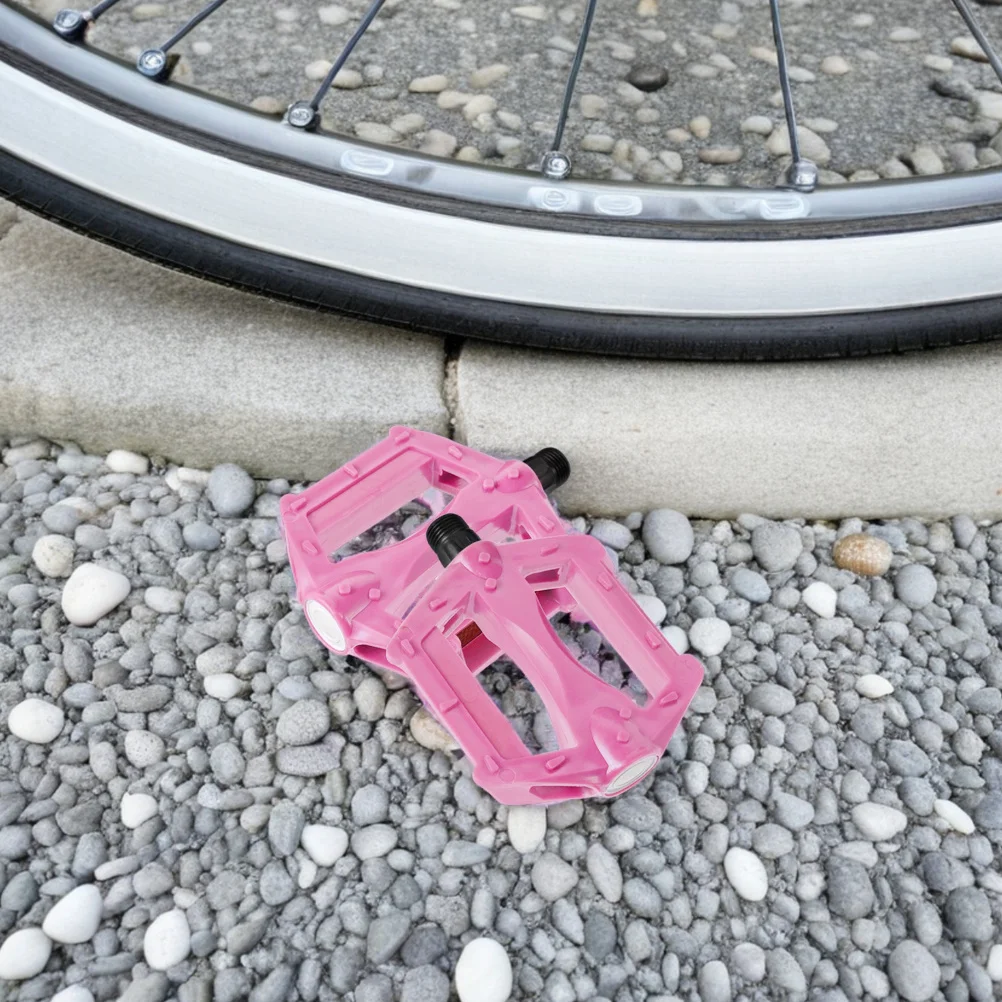 Kids Bike Pedals Replacement Lightweight Anti Slip Flat Pedal For Children Mountain Road Bikes Universal Fit Bright Colors
Kids Bike Pedals Replacement Lightweight Anti Slip Flat Pedal For Children Mountain Road Bikes Universal Fit Bright Colors