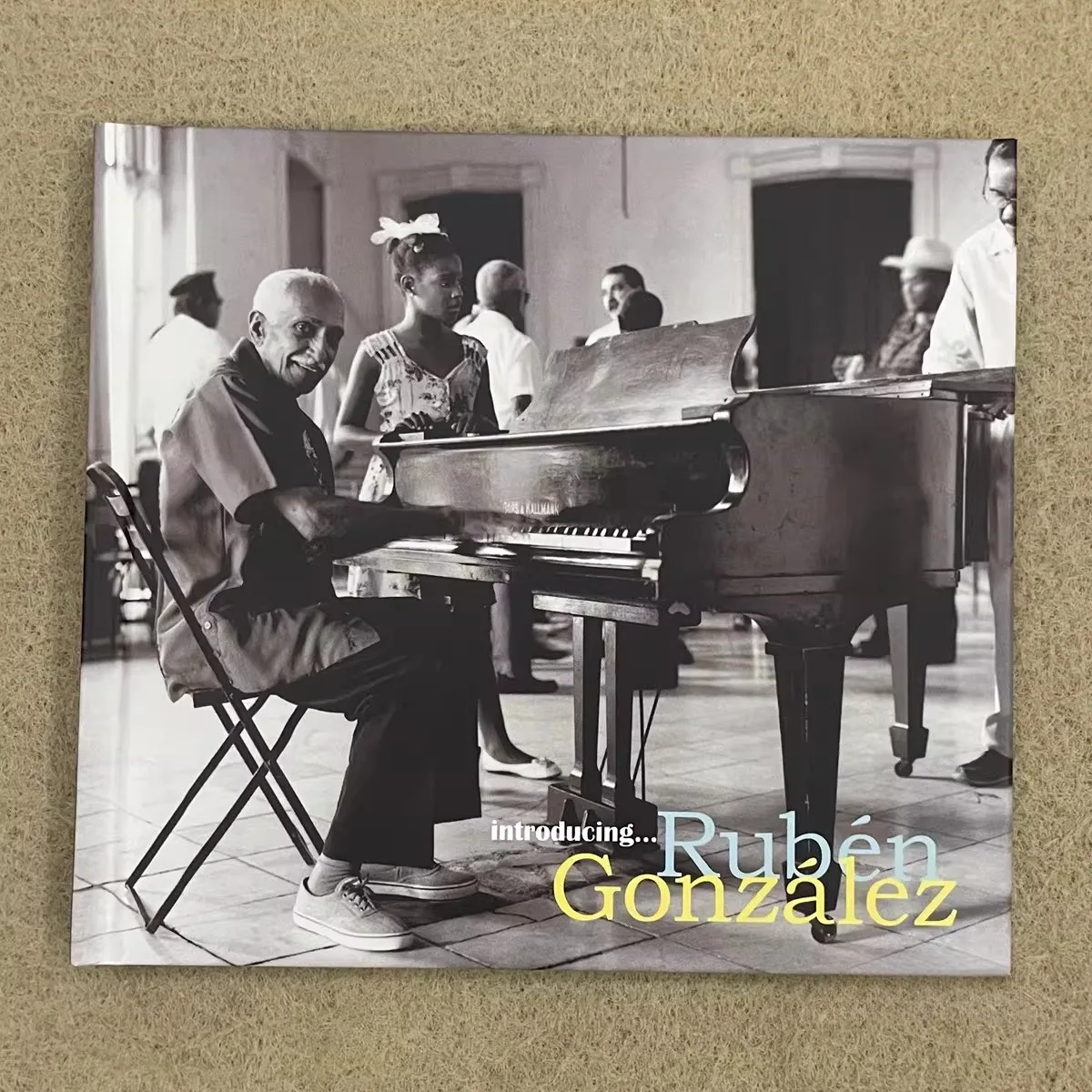 Rubén González Introducing... Rubén González – Cuban Jazz Son Piano Instrumental Tropical Vibes Music Collectible
Rubén González Introducing... Rubén González – Cuban Jazz Son Piano Instrumental Tropical Vibes Music Collectible