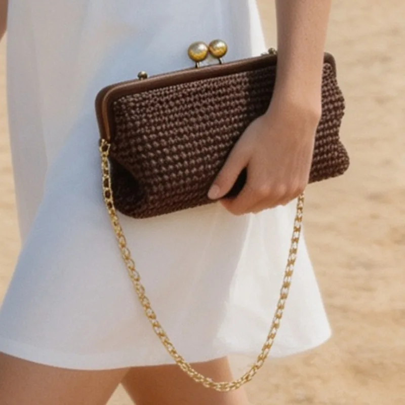 Brown Woven Clutch Bag Long Chain Shoulder Crossbody Bag Fashion Minimalist Commute Clip Bag Women Daily Evening Party Handbag
Brown Woven Clutch Bag Long Chain Shoulder Crossbody Bag Fashion Minimalist Commute Clip Bag Women Daily Evening Party Handbag