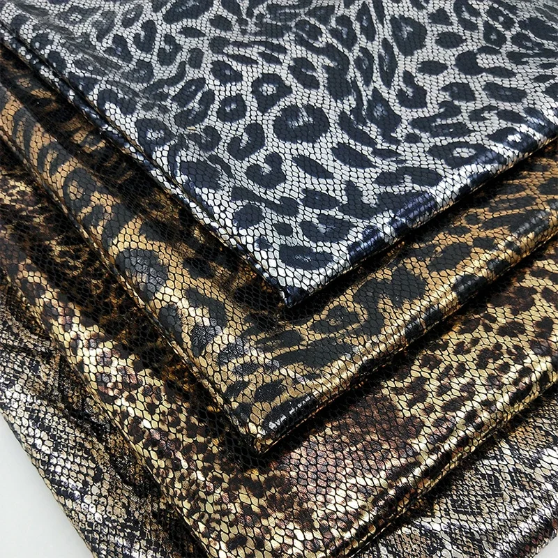 1m Classic Leopard Print Gold Stamping Fabric Four-Way Stretch Spandex Knitted Snake Print Leopard Print Stretch Clothing Fabric
1m Classic Leopard Print Gold Stamping Fabric Four-Way Stretch Spandex Knitted Snake Print Leopard Print Stretch Clothing Fabric