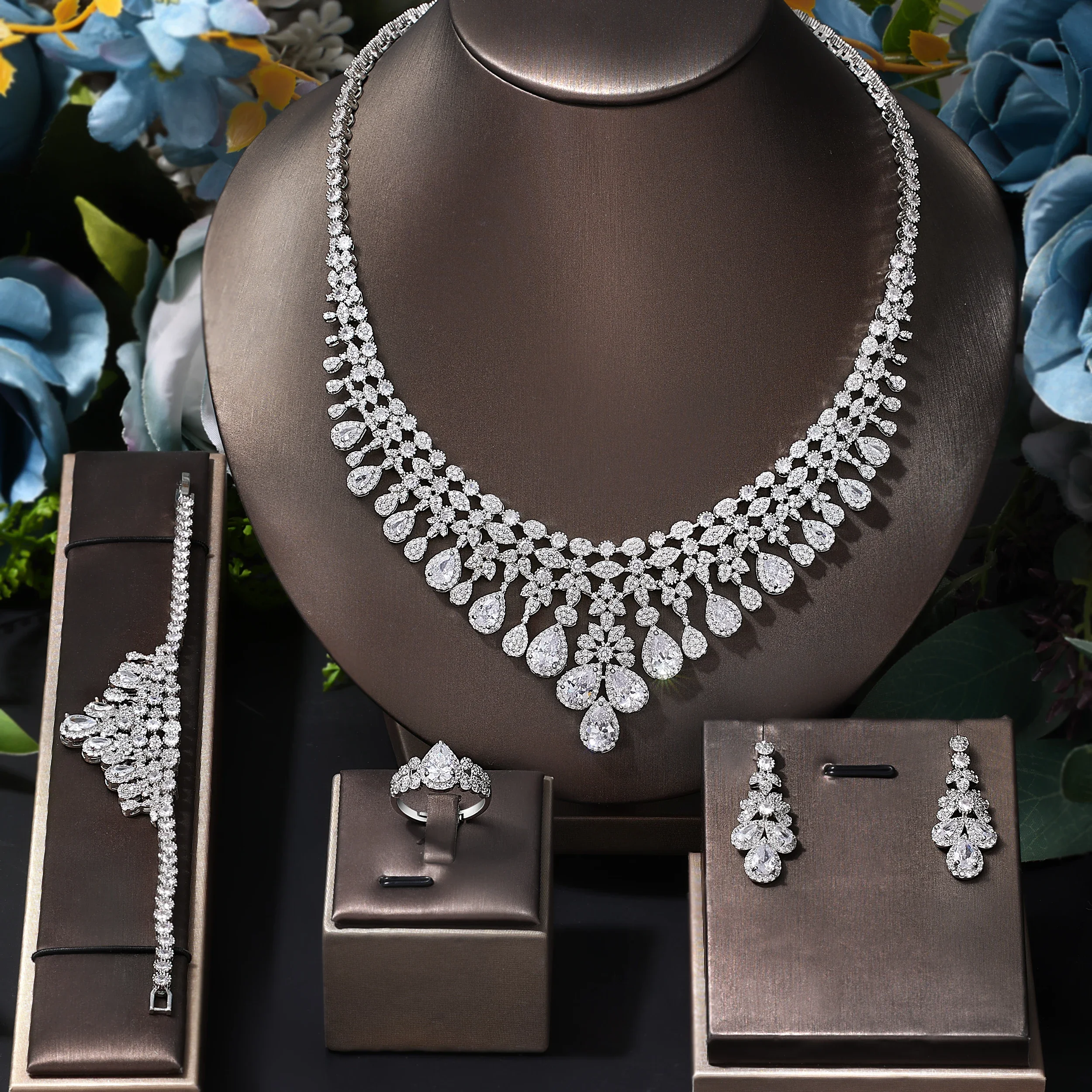 Luxury Designer Jewelry Set Women Wedding Necklace and Earring Set Ladies Jewelry Sets With Free Shipping Accessories for Women
Luxury Designer Jewelry Set Women Wedding Necklace and Earring Set Ladies Jewelry Sets With Free Shipping Accessories for Women