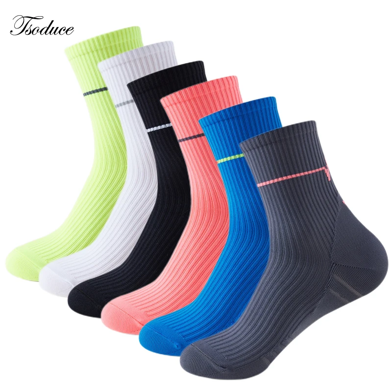 Summer Outdoor Sports Socks Marathon Running Crew Colorful Quick Dry Gym Fitness Training Thin Crew Socks for Men Women
Summer Outdoor Sports Socks Marathon Running Crew Colorful Quick Dry Gym Fitness Training Thin Crew Socks for Men Women