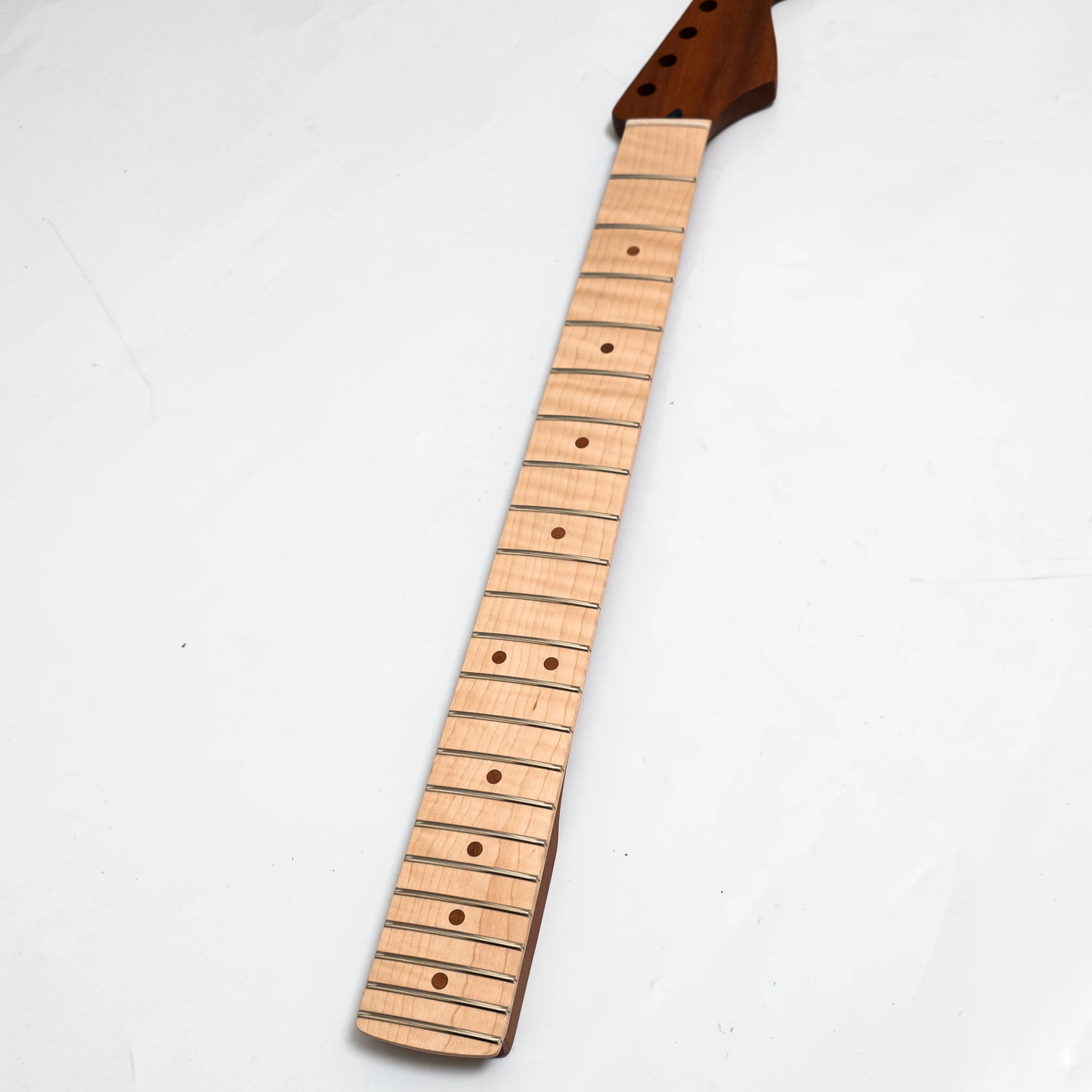 Electric Guitar Neck Mahogany Neck Maple Fingerboard Natural Wood Matte Finish 22 Frets 25.5 Inch Scale
Electric Guitar Neck Mahogany Neck Maple Fingerboard Natural Wood Matte Finish 22 Frets 25.5 Inch Scale