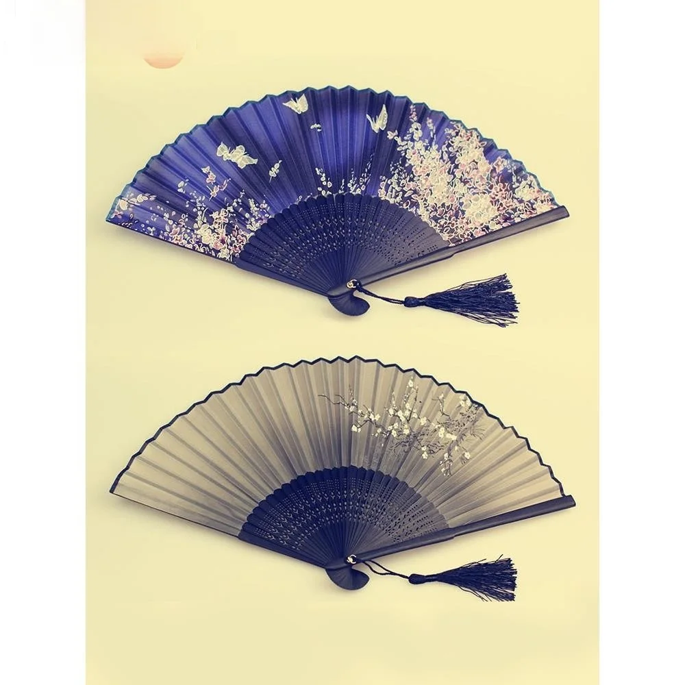 Suzhou Sandalwood Fan Craftsmanship Incense Wood Ladies Fan Men's Style Hand-Painted Bamboo Frame Traditional Chinese Fan
Suzhou Sandalwood Fan Craftsmanship Incense Wood Ladies Fan Men's Style Hand-Painted Bamboo Frame Traditional Chinese Fan