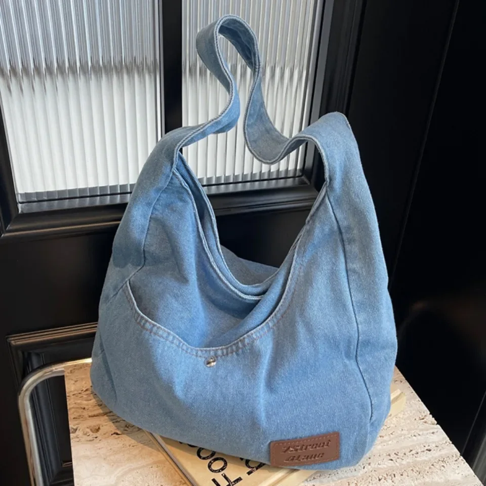 Women's Denim Messenger Bag Lightweight Multi-Functional Large Capacity Denim Hand Casual Soft Body Bag
Women's Denim Messenger Bag Lightweight Multi-Functional Large Capacity Denim Hand Casual Soft Body Bag