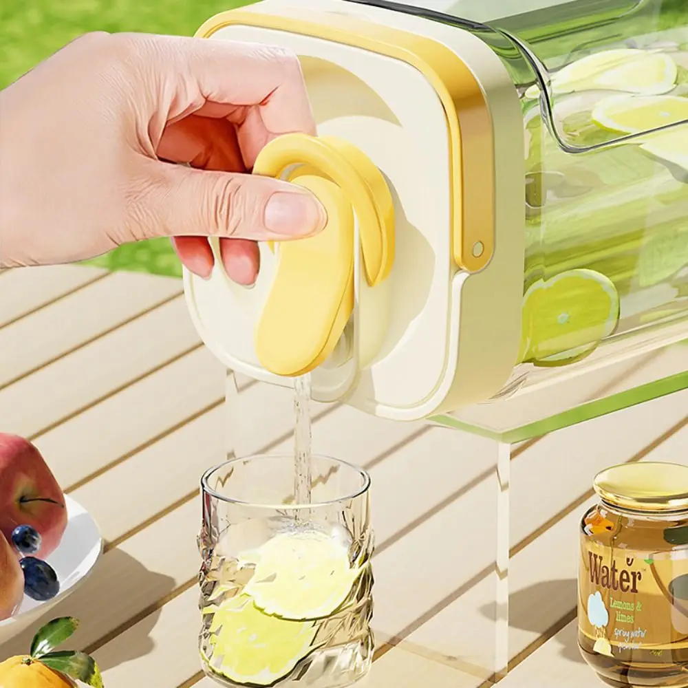 2.5L/3.5L Water Bottle with Faucet Portable Large Capacity Refrigerator Cold Kettle Transparent Cold Water Bottle
2.5L/3.5L Water Bottle with Faucet Portable Large Capacity Refrigerator Cold Kettle Transparent Cold Water Bottle