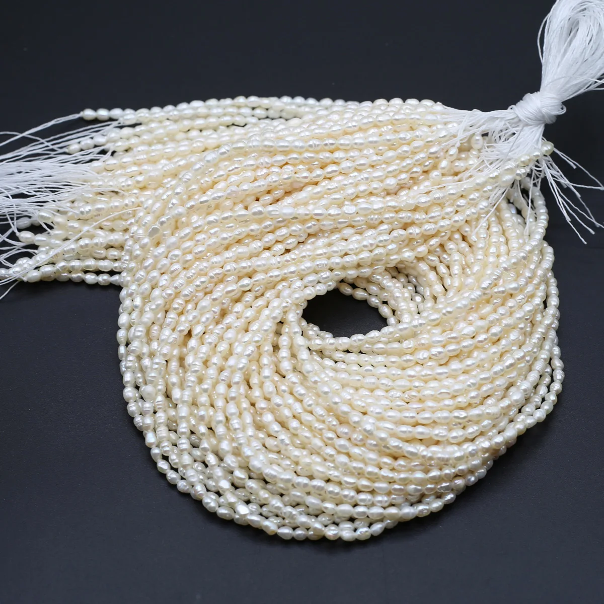 Natural White Freshwater Cultured Pearl Beads Rice Shape Loose Bead for Jewelry Making Women Trendy Necklace Bracelet Gifts
Natural White Freshwater Cultured Pearl Beads Rice Shape Loose Bead for Jewelry Making Women Trendy Necklace Bracelet Gifts
