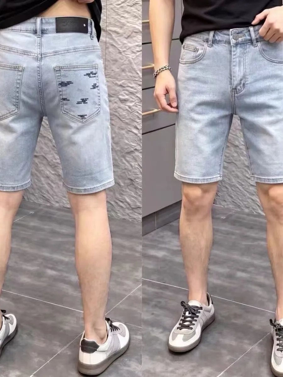 Light Wash Men's Denim Shorts Summer 2026 Casual Fashion Versatile Embroidered Slim Straight Vintage Five-Button Pants
Light Wash Men's Denim Shorts Summer 2026 Casual Fashion Versatile Embroidered Slim Straight Vintage Five-Button Pants