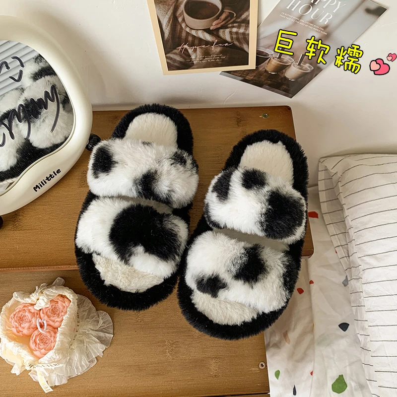 Children Casual Plush Slippers for Girls 2025 Winter New Fashion Korean Style Soft Bottom Anti-slippery Versatile Princess Shoes
Children Casual Plush Slippers for Girls 2025 Winter New Fashion Korean Style Soft Bottom Anti-slippery Versatile Princess Shoes
