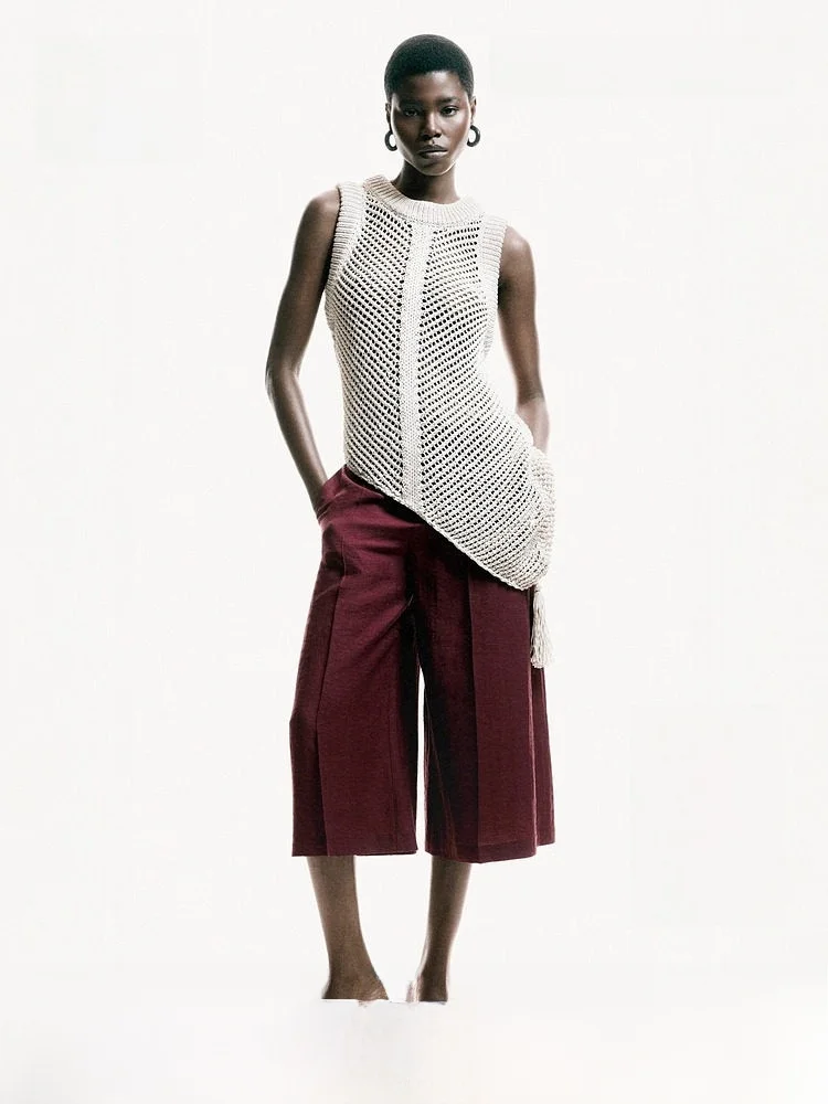 H&M Women's Summer New Linen Blend Tailored Skirt Pants Natural Waist Wide Leg Seven Foot Length Blend of Linen 13% Rayon 67%...
H&M Women's Summer New Linen Blend Tailored Skirt Pants Natural Waist Wide Leg Seven Foot Length Blend of Linen 13% Rayon 67%...