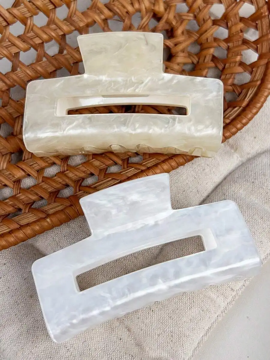 2pcs Minimalist Marble Pattern Hollow Square Hair Claw Clips Vintage Elegant Hair Accessories
2pcs Minimalist Marble Pattern Hollow Square Hair Claw Clips Vintage Elegant Hair Accessories