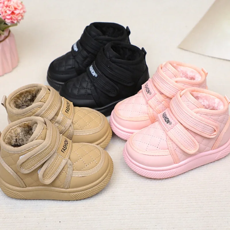 Winter Snow Boots Warm Comfort Girl Boots Casual Versatile Ankle Boot Simple New Boy Winter Boot Velvet Classic Daily Child Shoe
Winter Snow Boots Warm Comfort Girl Boots Casual Versatile Ankle Boot Simple New Boy Winter Boot Velvet Classic Daily Child Shoe
