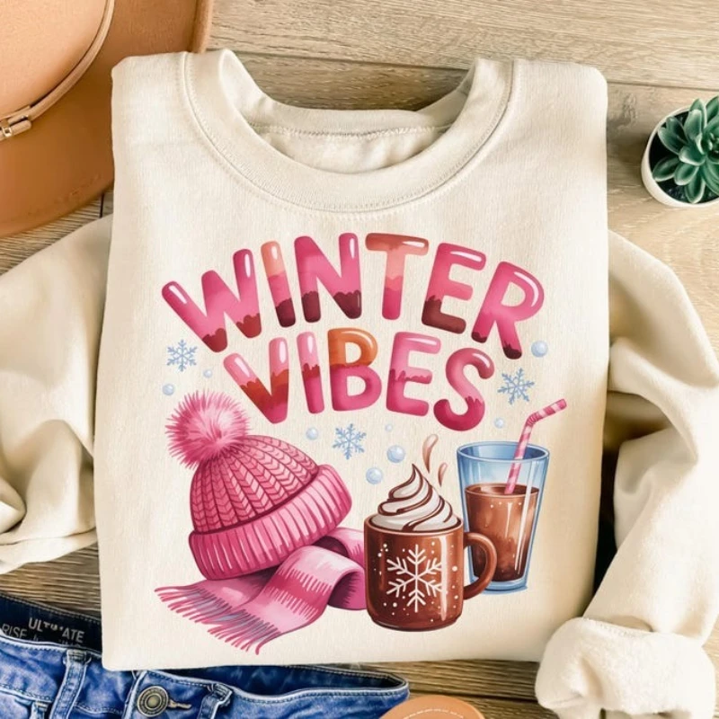 Winter Vibes Snowflakes Hot Chocolate Beanie Trendy Woman Sweatshirt Crew Neck Fashion Soft Autumn and Winter Thermal Hoodie Top
Winter Vibes Snowflakes Hot Chocolate Beanie Trendy Woman Sweatshirt Crew Neck Fashion Soft Autumn and Winter Thermal Hoodie Top