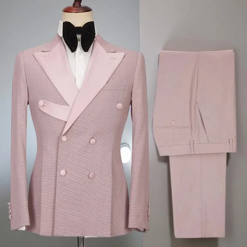 Мужской приталенный классический костюм-двойка на заказ: пиджак и брюки для торжеств, свадеб и вечеринок
Мужской приталенный классический костюм-двойка на заказ: пиджак и брюки для торжеств, свадеб и вечеринок