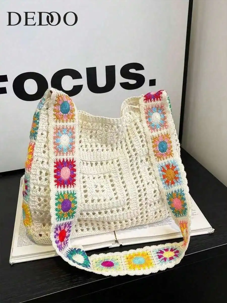 Retro Hollow-Out Floral Crossbody Bag, contrast color casual style with random flower color position for daily wear.
Retro Hollow-Out Floral Crossbody Bag, contrast color casual style with random flower color position for daily wear.