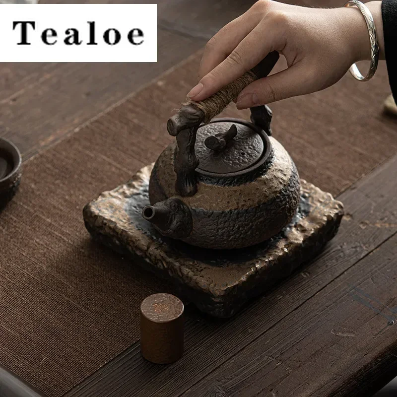 Hemp Rope Handle Dried Wood Loop-Handled Teapot Japanese Gilding Iron Glaze Teapot Small Size Teapot Tea Maker Tea Kettle
Hemp Rope Handle Dried Wood Loop-Handled Teapot Japanese Gilding Iron Glaze Teapot Small Size Teapot Tea Maker Tea Kettle