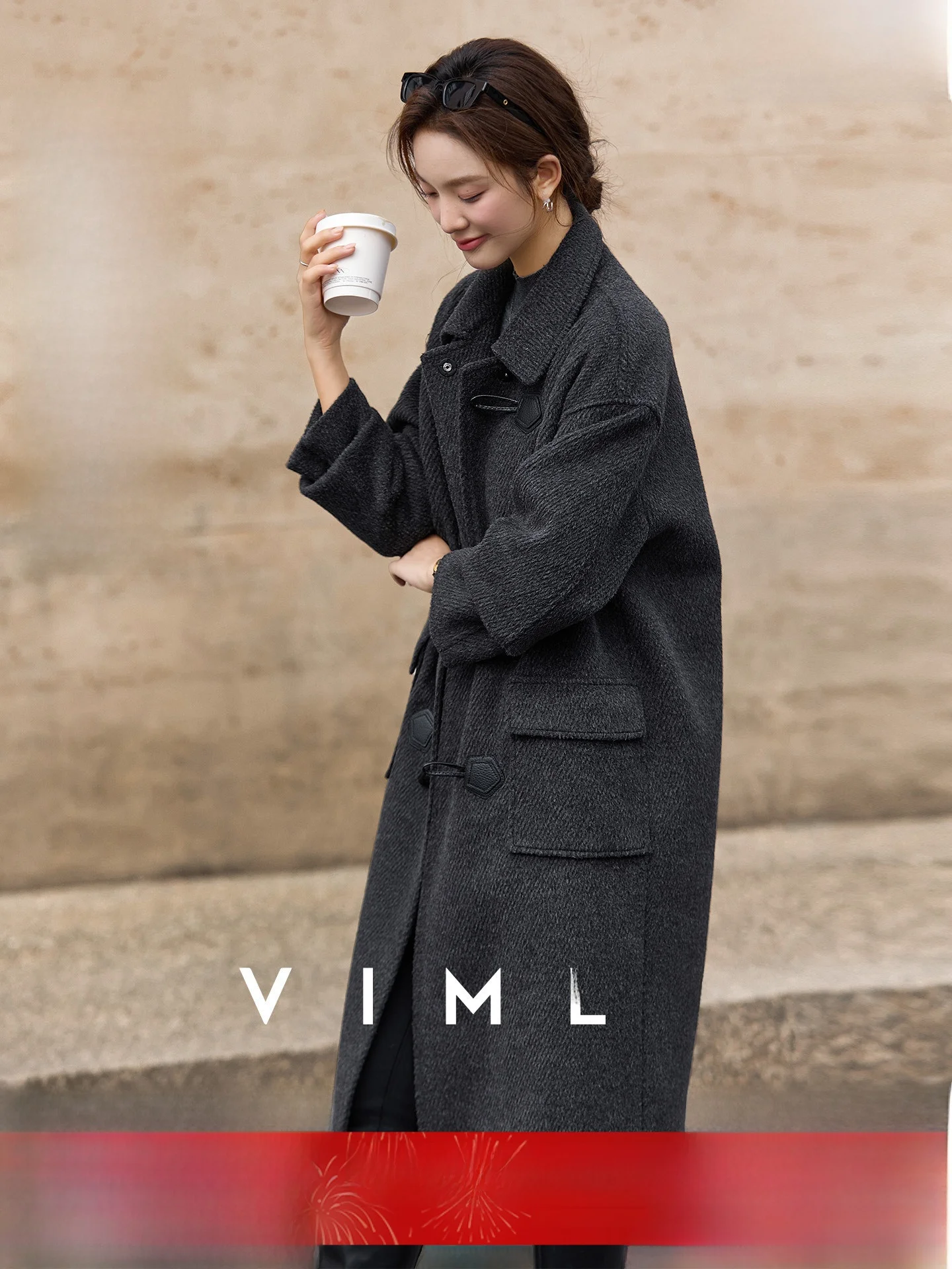 Утепленное шерстяное хлопковое твидовое пальто для женщин, повседневное, с длинными рукавами, на пуговицах, с отложным воротником, средней длины
Утепленное шерстяное хлопковое твидовое пальто для женщин, повседневное, с длинными рукавами, на пуговицах, с отложным воротником, средней длины