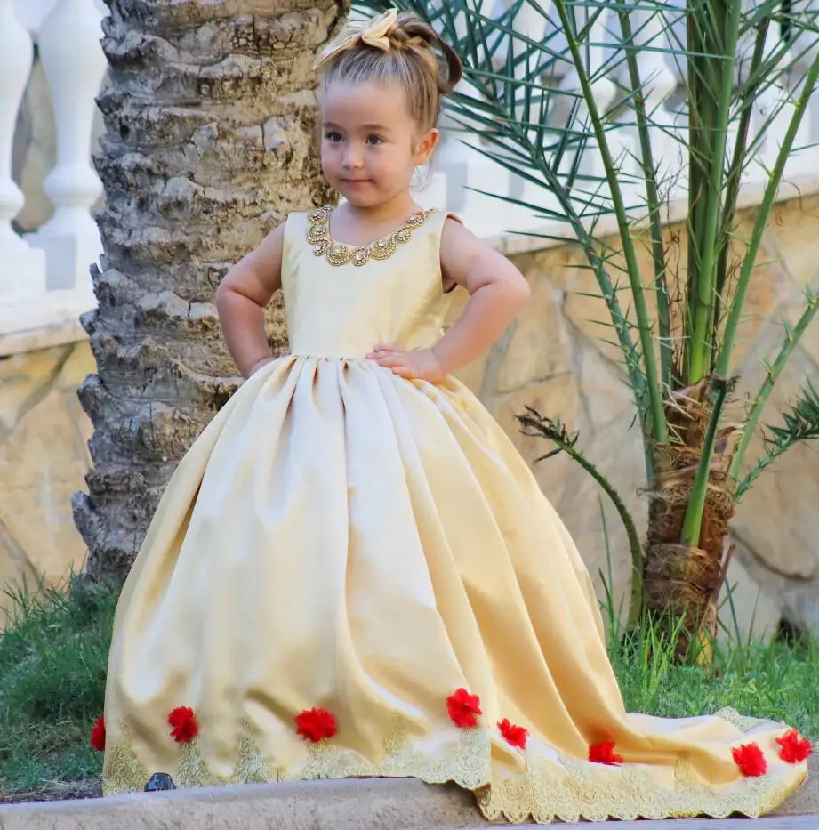 Gold Satin Ball Gown Flower Girl Dresses For Wedding Crystals Beaded O Neck Princess Party Dresses Custom First Communion Gown
Gold Satin Ball Gown Flower Girl Dresses For Wedding Crystals Beaded O Neck Princess Party Dresses Custom First Communion Gown