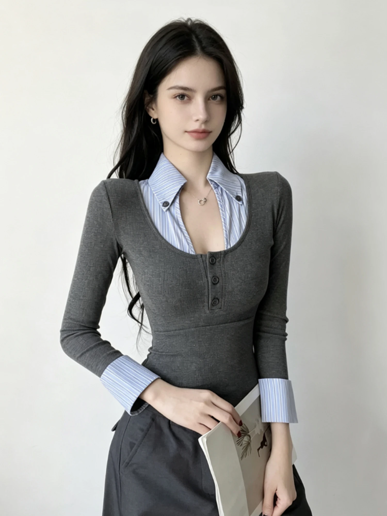 Women Grey U-Neck Striped Spliced Long Sleeve T-shirt Slim Fit Fake Two-piece Top Aesthetic Vintage Y2K Gyaru T-shirt for Women
Women Grey U-Neck Striped Spliced Long Sleeve T-shirt Slim Fit Fake Two-piece Top Aesthetic Vintage Y2K Gyaru T-shirt for Women
