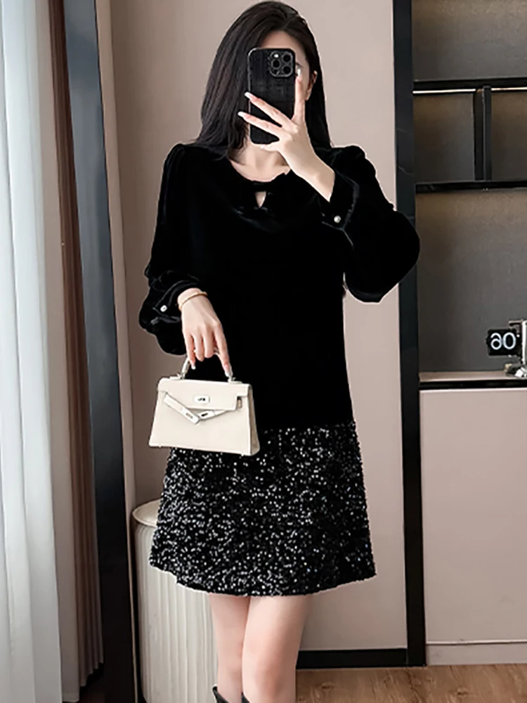 Осень-зима, черное бархатное лоскутное мини-платье с блестками, женское элегантное шикарное платье трапециевидной формы, 2025 корейское винтажное облегающее вечернее платье
Осень-зима, черное бархатное лоскутное мини-платье с блестками, женское элегантное шикарное платье трапециевидной формы, 2025 корейское винтажное облегающее вечернее платье