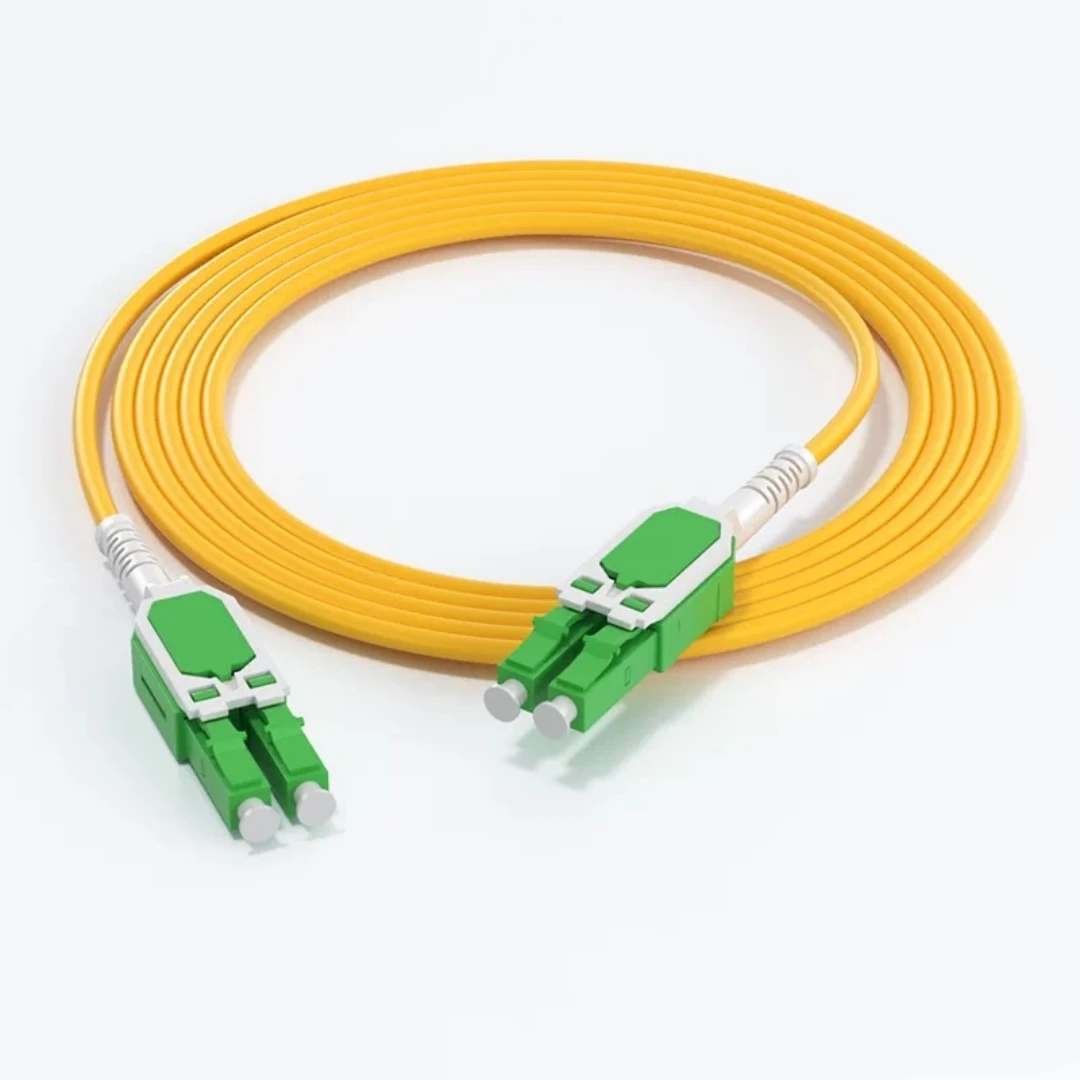 Uniboot LC/APC 2 cores pull-rod one-tube dual-cores 1m 10m 50m singlemode fiber optic jumper LC-LC duplex high-density
Uniboot LC/APC 2 cores pull-rod one-tube dual-cores 1m 10m 50m singlemode fiber optic jumper LC-LC duplex high-density