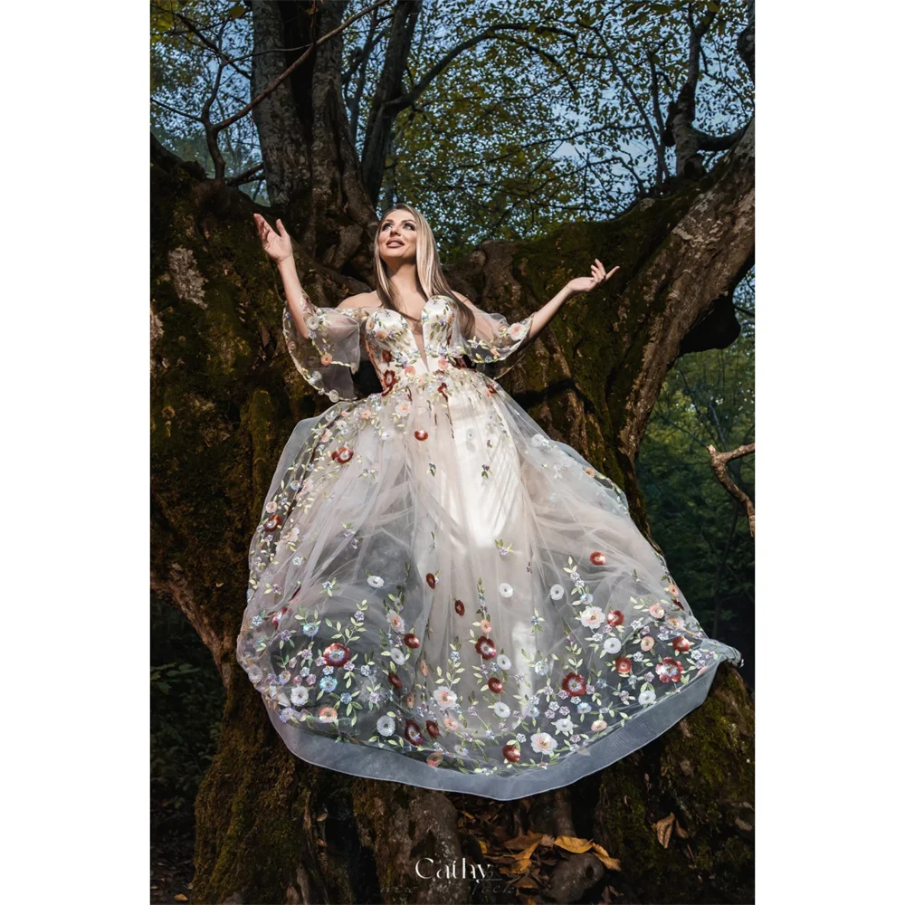 Женское свадебное платье с открытыми плечами Cathy, белое кружевное платье с цветочной вышивкой, V-образным вырезом и рукавами-пагоды, 2024
Женское свадебное платье с открытыми плечами Cathy, белое кружевное платье с цветочной вышивкой, V-образным вырезом и рукавами-пагоды, 2024