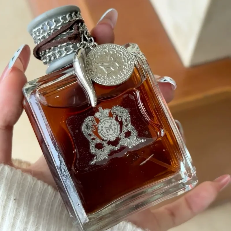 Мужские духи Dirty Words Bad Boy, деревянный стойкий легкий аромат, свежий натуральный мужской спрей для тела, оригинальный бренд, парфюм 100 мл
Мужские духи Dirty Words Bad Boy, деревянный стойкий легкий аромат, свежий натуральный мужской спрей для тела, оригинальный бренд, парфюм 100 мл