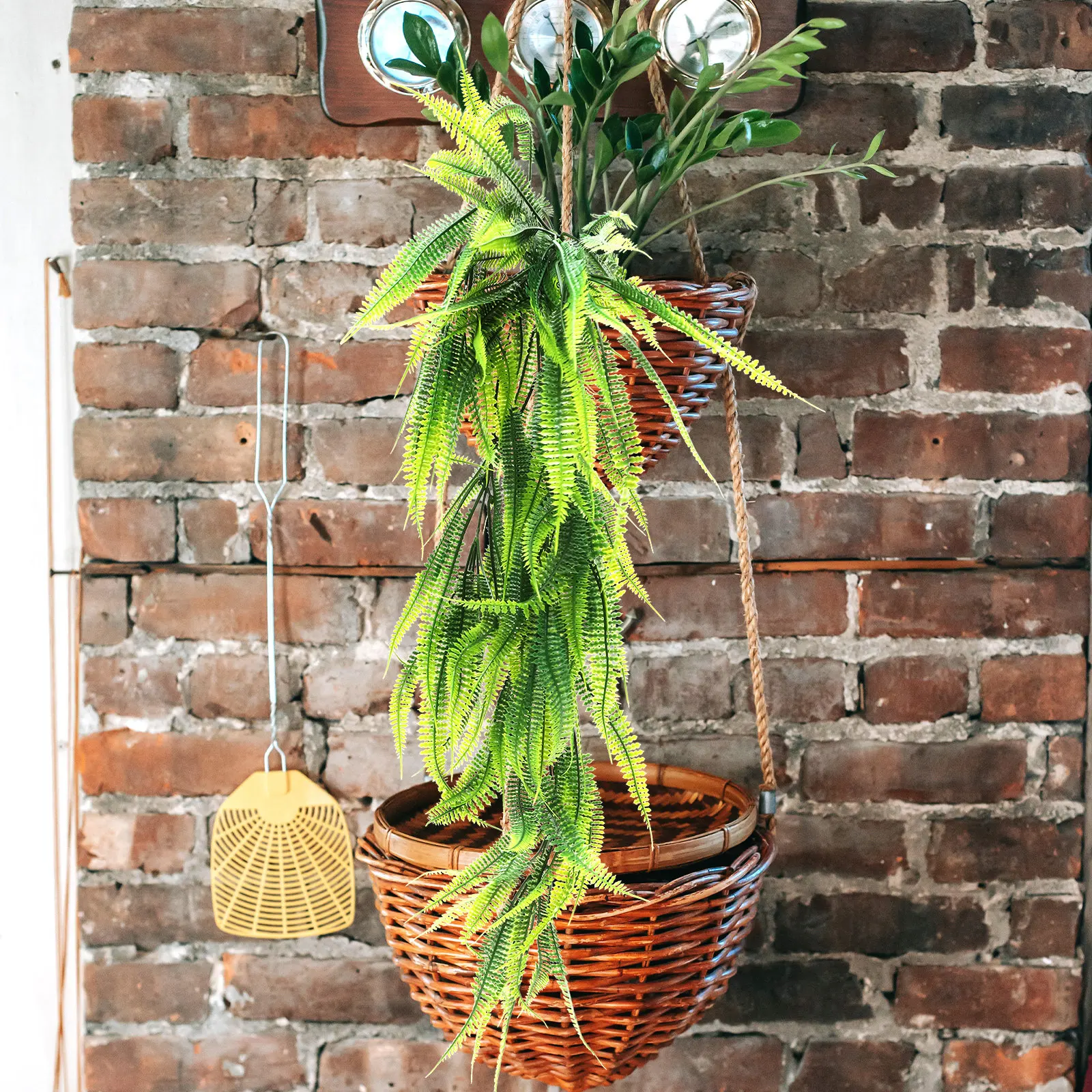 2Pcs Realistic Fake Hanging Plants Artificial Vines Wall Mounted Green Decor for Living Room Balcony School Christmas Halloween
2Pcs Realistic Fake Hanging Plants Artificial Vines Wall Mounted Green Decor for Living Room Balcony School Christmas Halloween