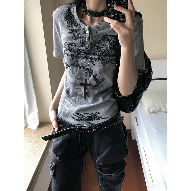 HOUZHOU Harajuku Gothic Print T-shirt Women Vintage Japanese Style Gray Graphic T-shirts Grunge Y2k Punk Slim Short Sleeve Tees
HOUZHOU Harajuku Gothic Print T-shirt Women Vintage Japanese Style Gray Graphic T-shirts Grunge Y2k Punk Slim Short Sleeve Tees