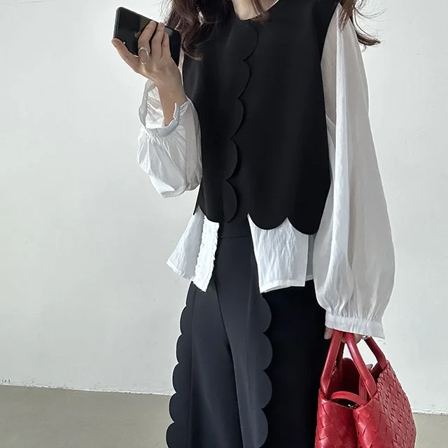 Шикарный летний волнистый жилет irt, женские повседневные брюки с высокой талией и широкими штанинами, комплект из двух предметов, модный повседневный наряд для женщин
Шикарный летний волнистый жилет irt, женские повседневные брюки с высокой талией и широкими штанинами, комплект из двух предметов, модный повседневный наряд для женщин