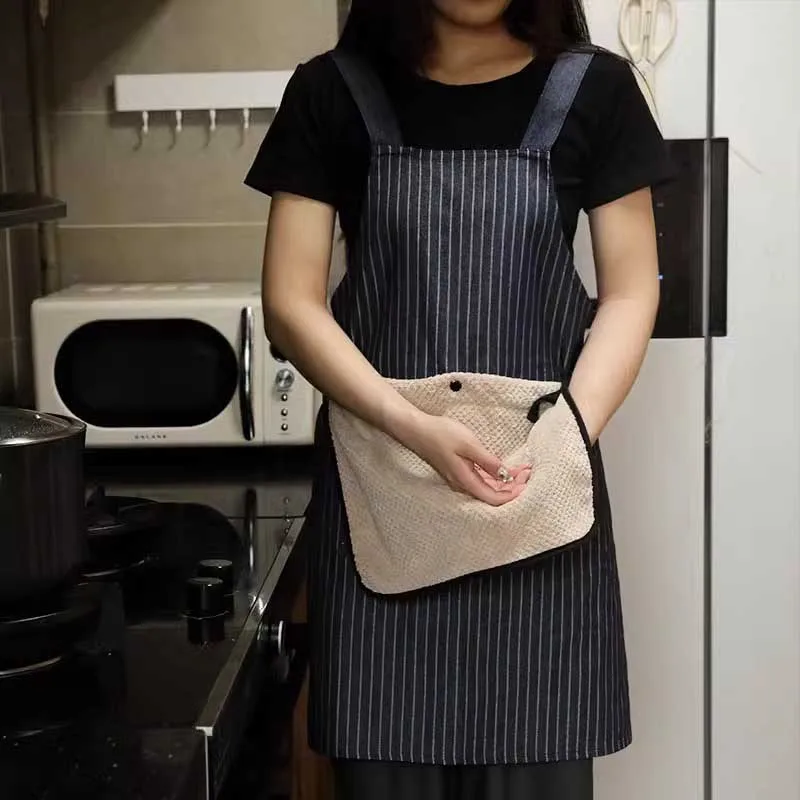Stripe Stain-resistant Kitchen Apron with Pocket and Removable Hand Towel for Women Men Cross-back Restaurant Cooking Pinafore
Stripe Stain-resistant Kitchen Apron with Pocket and Removable Hand Towel for Women Men Cross-back Restaurant Cooking Pinafore
